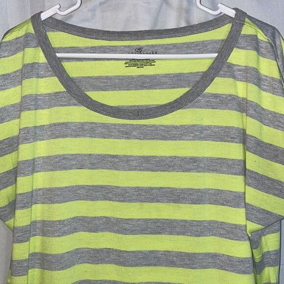 Bobbie brooks stripes T shirt - Picture 2 of 8